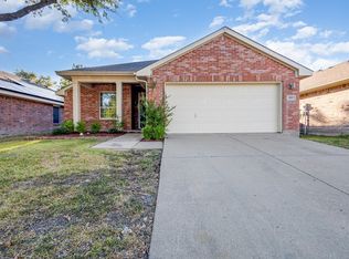 1005 Grimes Dr, Forney, TX 75126