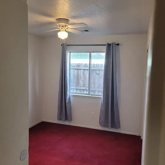 30921 Commercial Rd — Photo 6