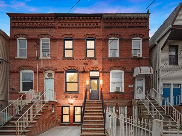 36 Boyd Ave, Jersey City, NJ 07304