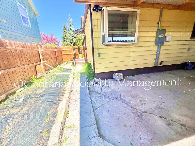 2508 Nettie St — Photo 20