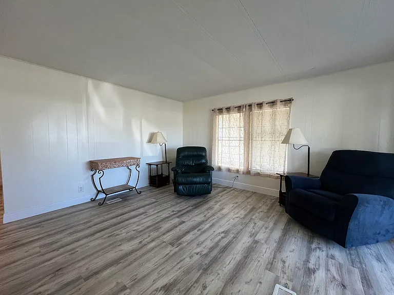 4045 White Pine Dr — Photo 9
