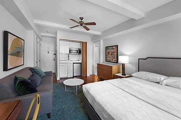 Sold by Compass | media 6