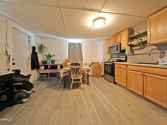 3rd image of 73 Christian Hill Rd