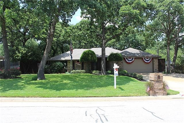 1st image of 6817 Ridgewood Dr
