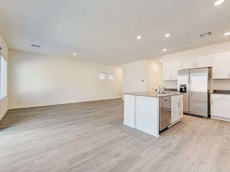 501 Red Lovebird Ave — Photo 9