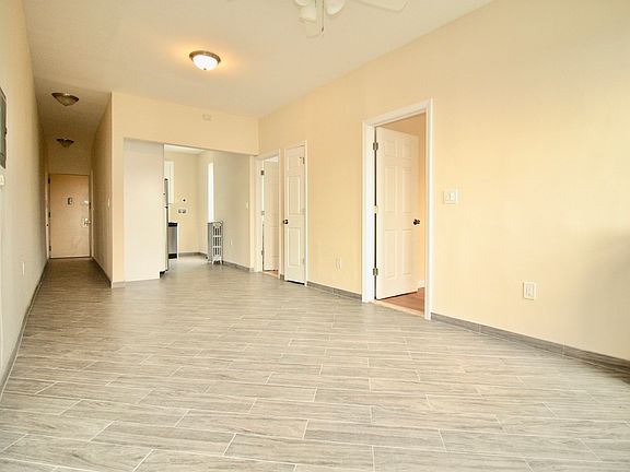 4th image of 177 16th St #20A