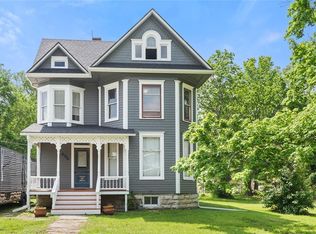 406 E 4th St, Wellsville, KS 66092