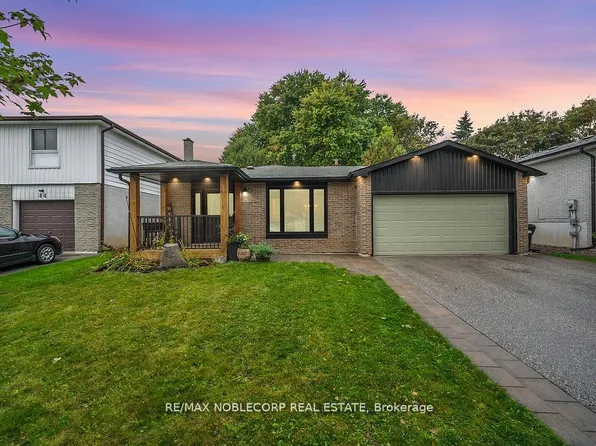 42 Mitchell Ave, New Tecumseth, ON L9R 1C2