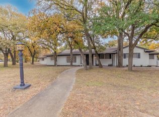 5656 Blueridge Dr, Fort Worth, TX 76112