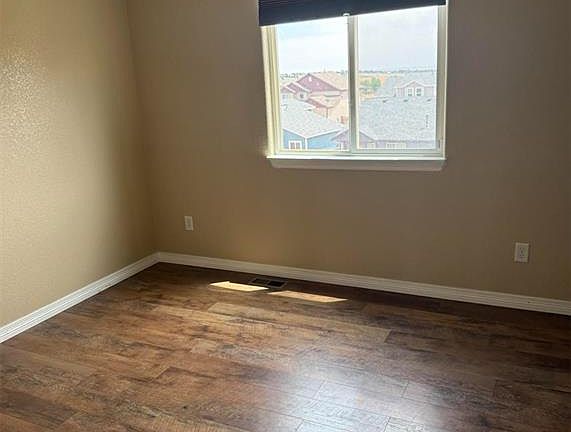 5th image of 7327 Araia Dr