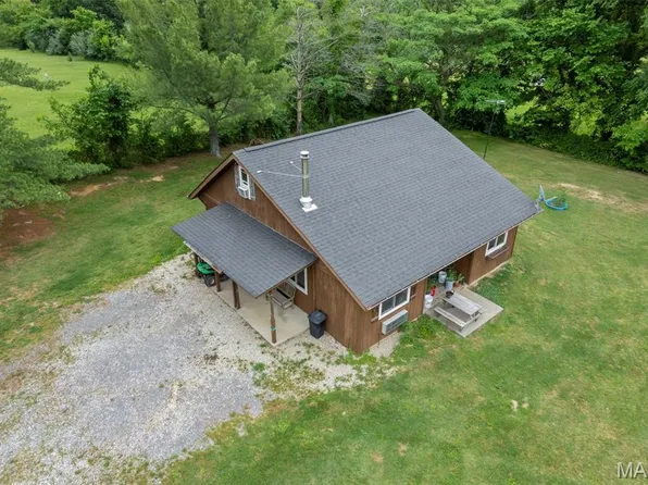 283 Sandstone Dr, Jackson, MO 63755