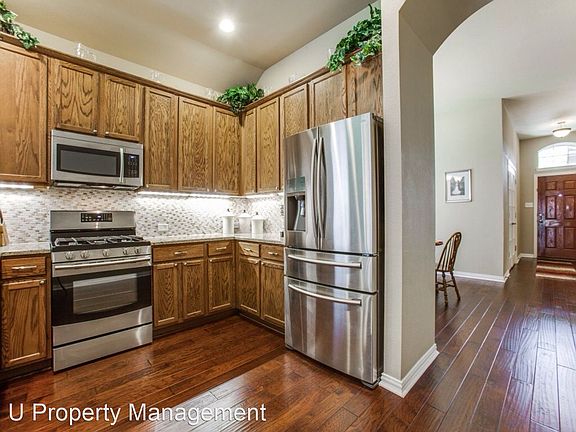 5th image of 3409 Anita Dr
