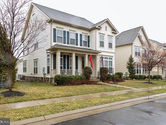 2nd image of 23396 Gardenwalk Dr