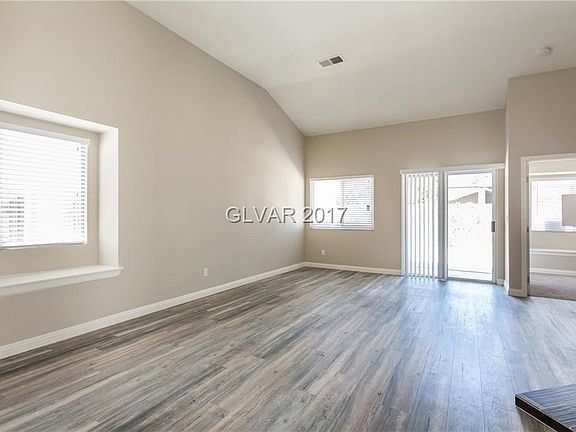 4th image of 2977 Kennewick Dr