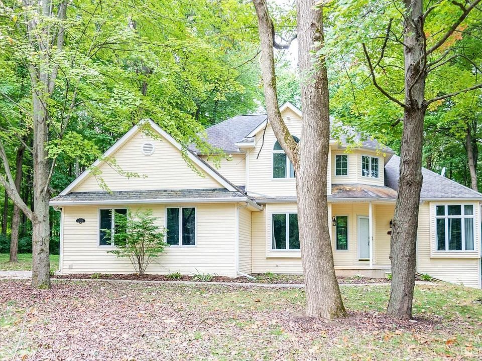 1st image of 7898 Huron Oaks Dr