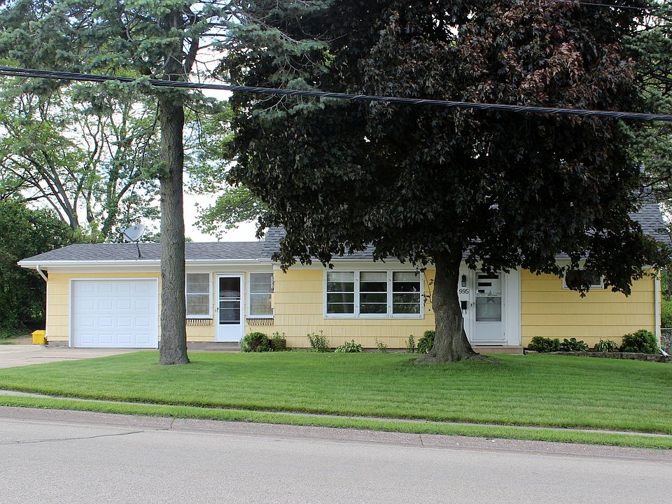 995 Kane St, Dubuque, IA 52001 Zillow