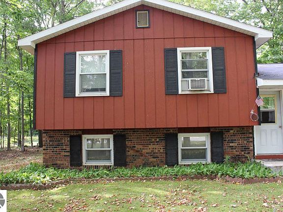 2nd image of 6217 Peggy Ln