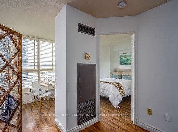 4th image of 44 Saint Joseph St #2008