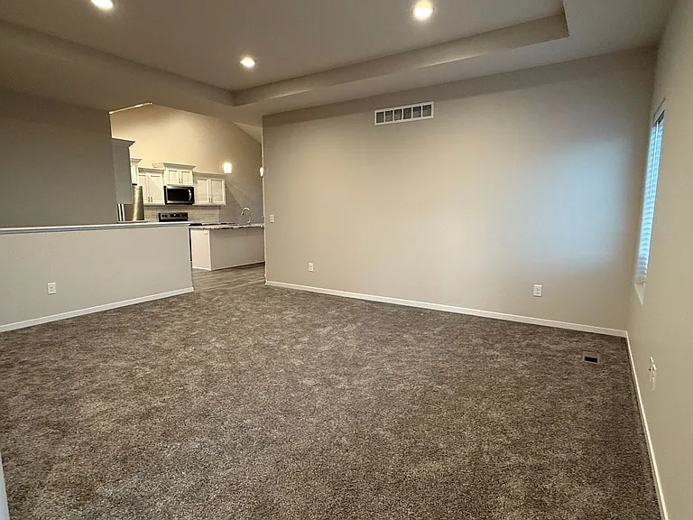 8925 S 47th St — Photo 14