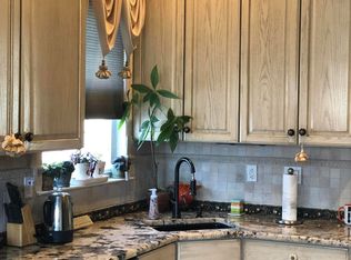 46 Springlawn Dr, Lakewood, NJ