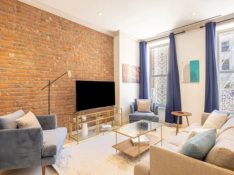 808 Lexington Ave #3 — Photo 10