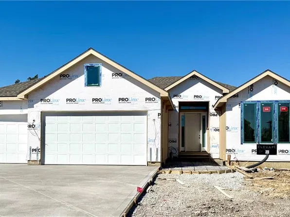 8404 NW 90th Ter, Kansas City, MO 64138