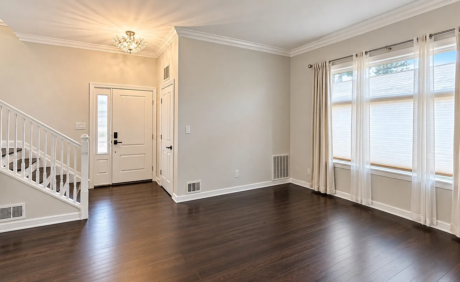 1 bed, $2,500 — Photo 1