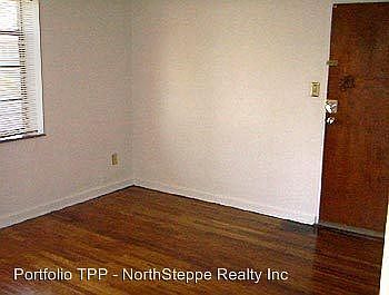 4th image of 2519 Indianola Ave APT D