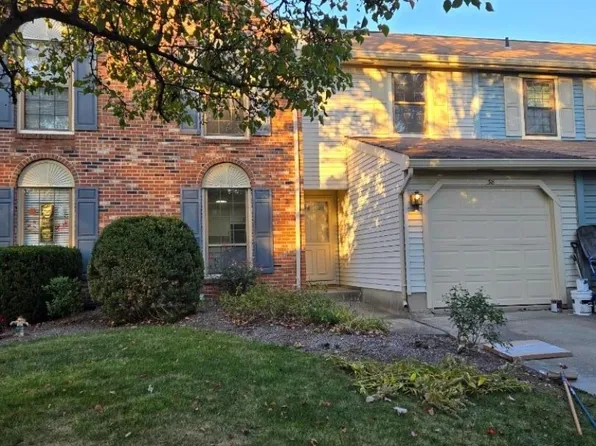 38 Fox Hill Ln, Hillsborough Twp., NJ 08844