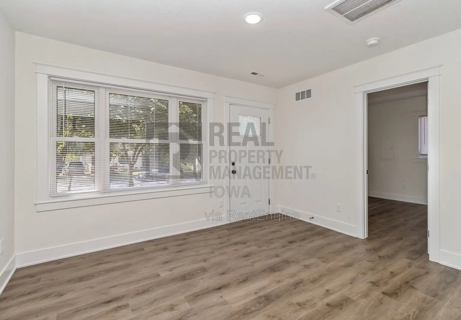 1 bed, 1.0 bath, 528 sqft, $1,195 — Photo 3