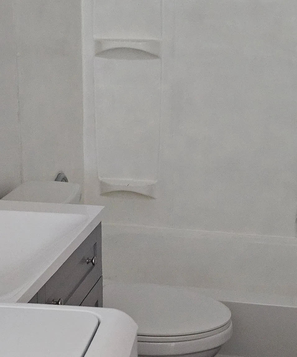 4 bed, $1,400 — Photo 4