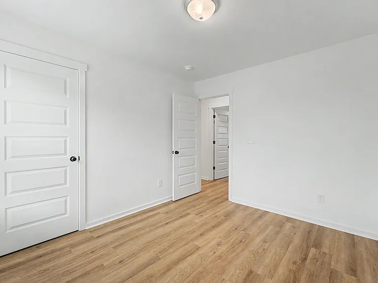 802 W Meason Ave — Photo 10