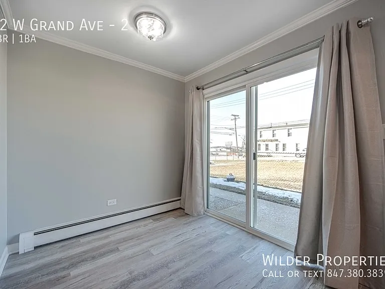 22 W Grand Ave #2 — Photo 4