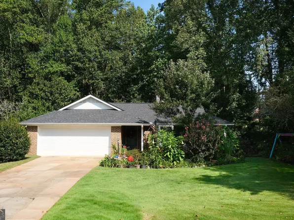 1201 Arrowhead Rd, Watkinsville, GA 30677