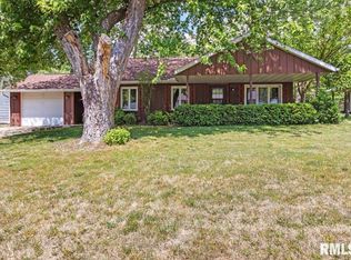 105 Beloit Rd, Marquette Heights, IL 61554