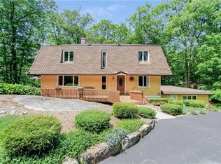 81 Clinton Rd, Tuxedo Park, NY 10987