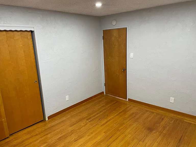 480 Napa St — Photo 23