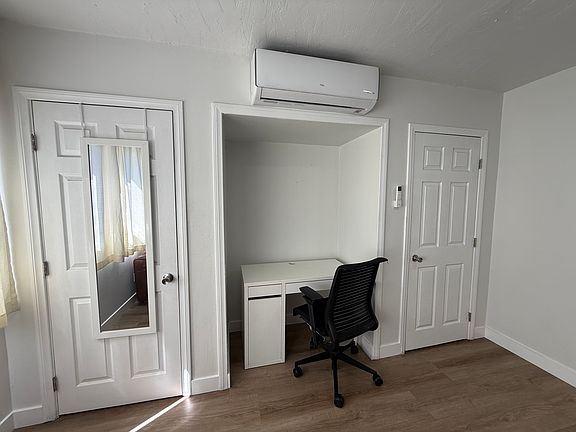 4th image of 6711 Turnergrove Dr