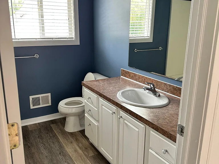1855 Blandford Ave SW — Photo 9