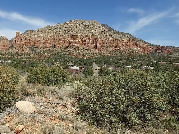 2nd image of 2930 Valley Vista Dr