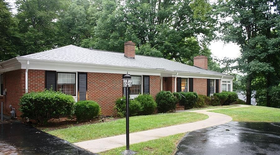 1st image of 715 Susan Ln