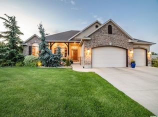 3218 W Field Brook Ct, South Jordan, UT 84095