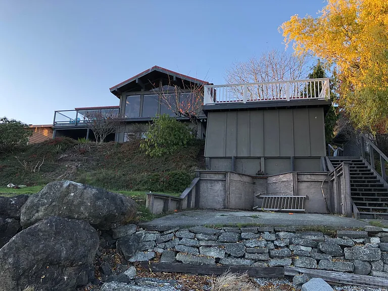 25776 Gold Beach Dr SW — Photo 2