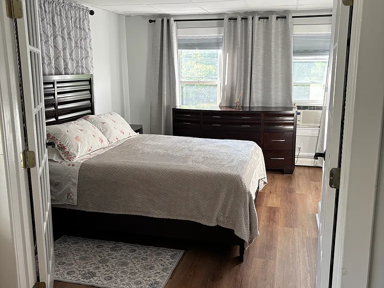 15 Bennett St #2 — Photo 5