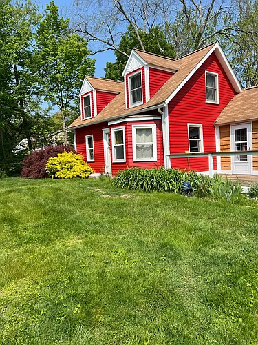 85 Fisher St Photo 1