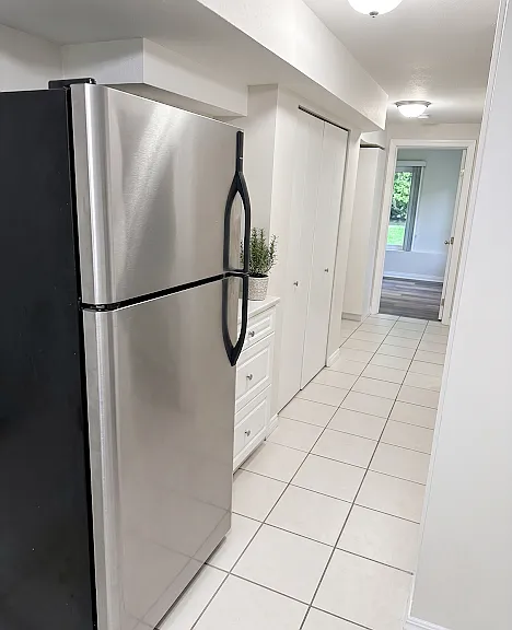 Keith Rd E — Photo 5