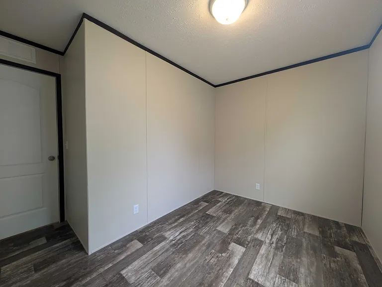 38000 Le Chateau Blvd #658 — Photo 12