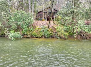 1035 Indian Trl, Mc Caysville, GA 30555