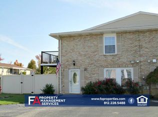 10249 Bourbon St, Newburgh, IN 47630