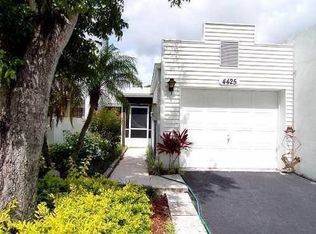 4425 NW 99th Way, Fort Lauderdale, FL 33351